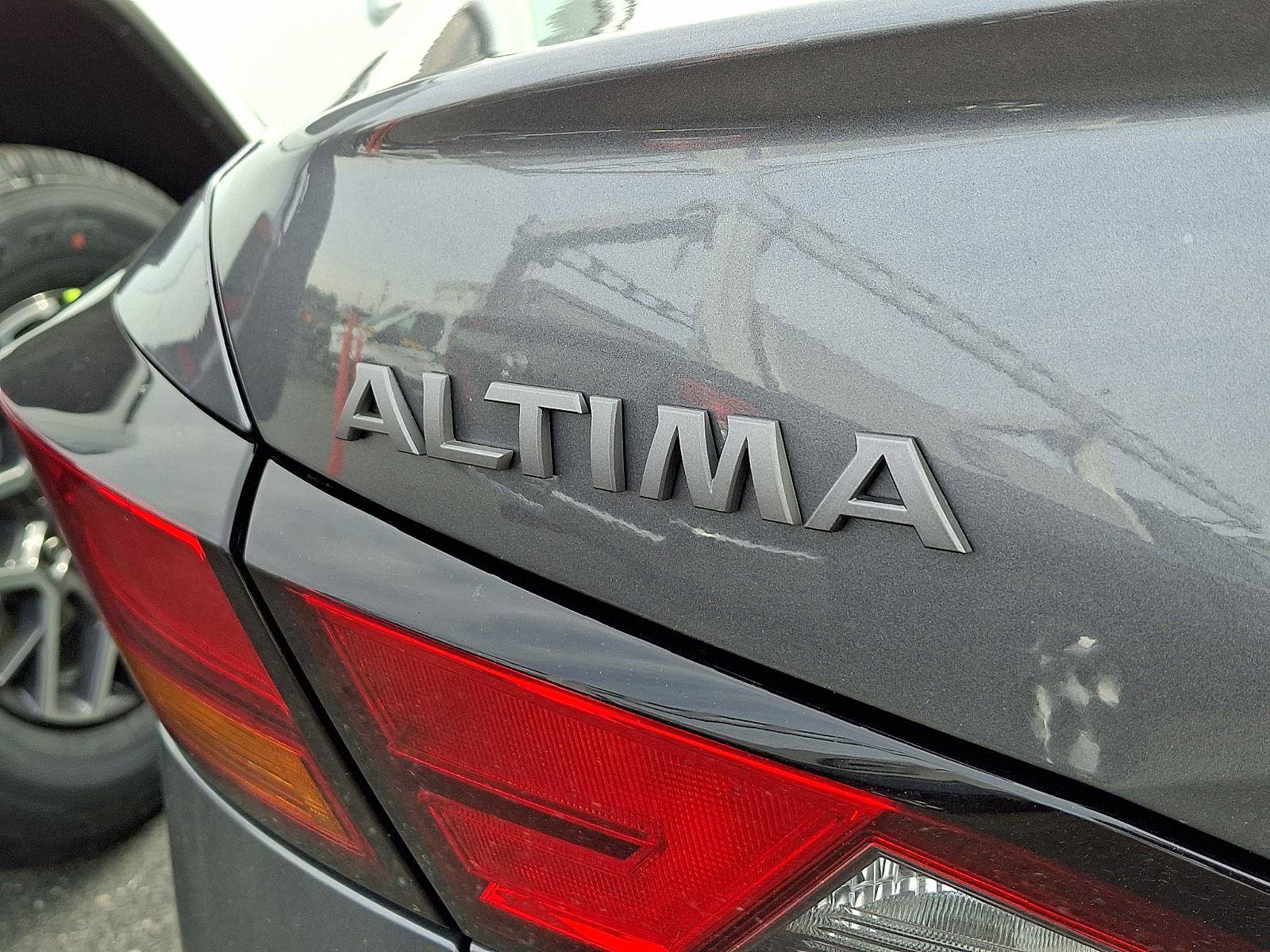 Used 2024 Nissan Altima 2.5 SR image 10