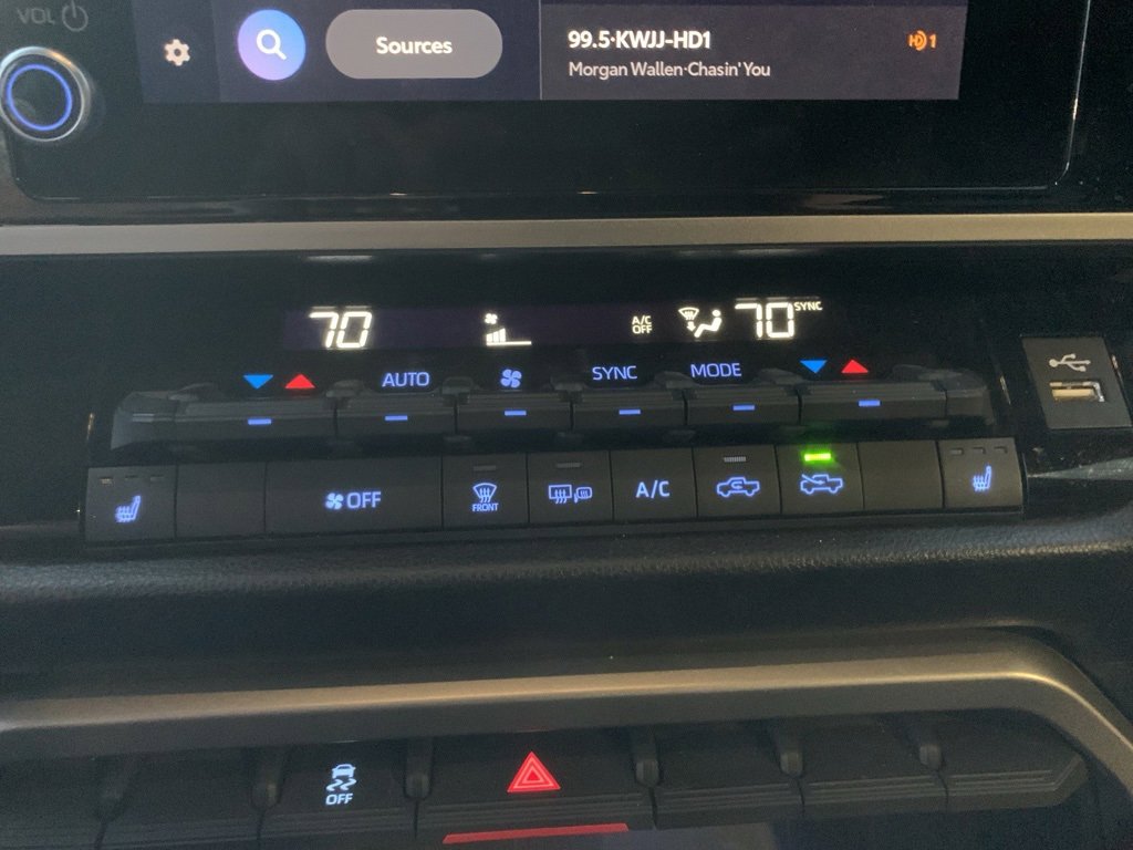 Used 2024 Toyota Tundra SR5 image 22