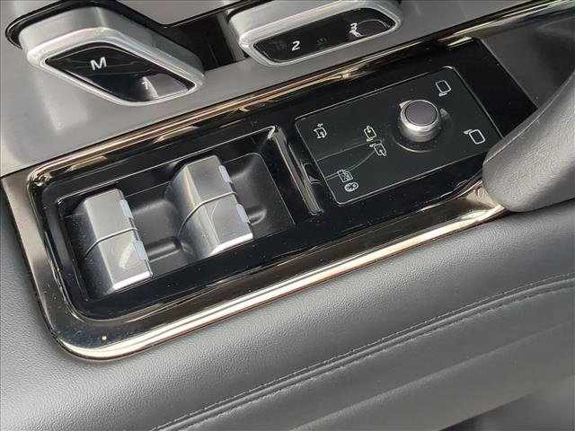 Used 2023 Land Rover Range Rover Sport SE Dynamic image 10