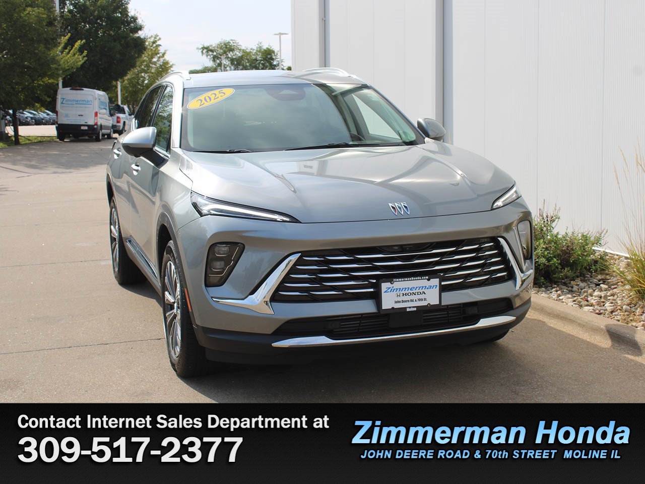 Used 2025 Buick Envision Preferred AWD/4WD image 3