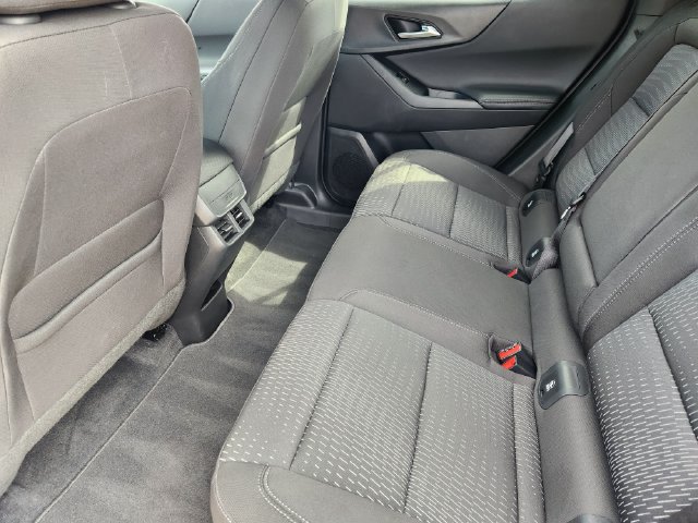Used 2026 Chevrolet Equinox LT FWD image 30