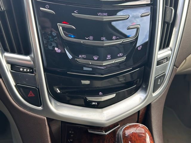 Used 2016 Cadillac SRX Luxury w/ Driver Assist Package FWD image 28