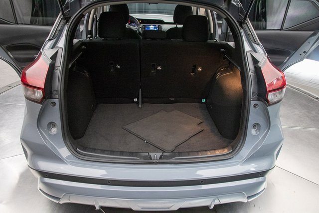 Used 2023 Nissan Kicks SV image 19