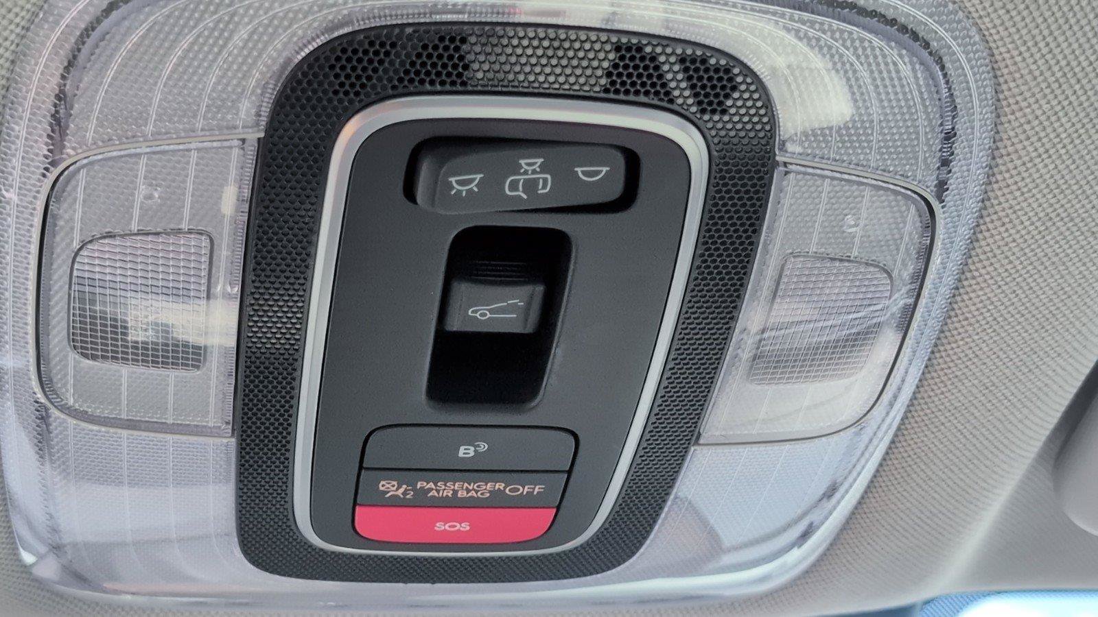 Used 2024 Hyundai Elantra Limited FWD image 22