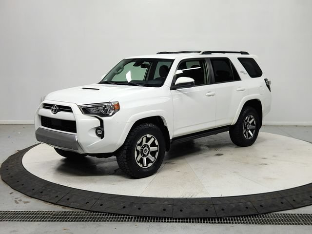 Used 2021 Toyota 4Runner TRD Off-Road AWD/4WD image 4