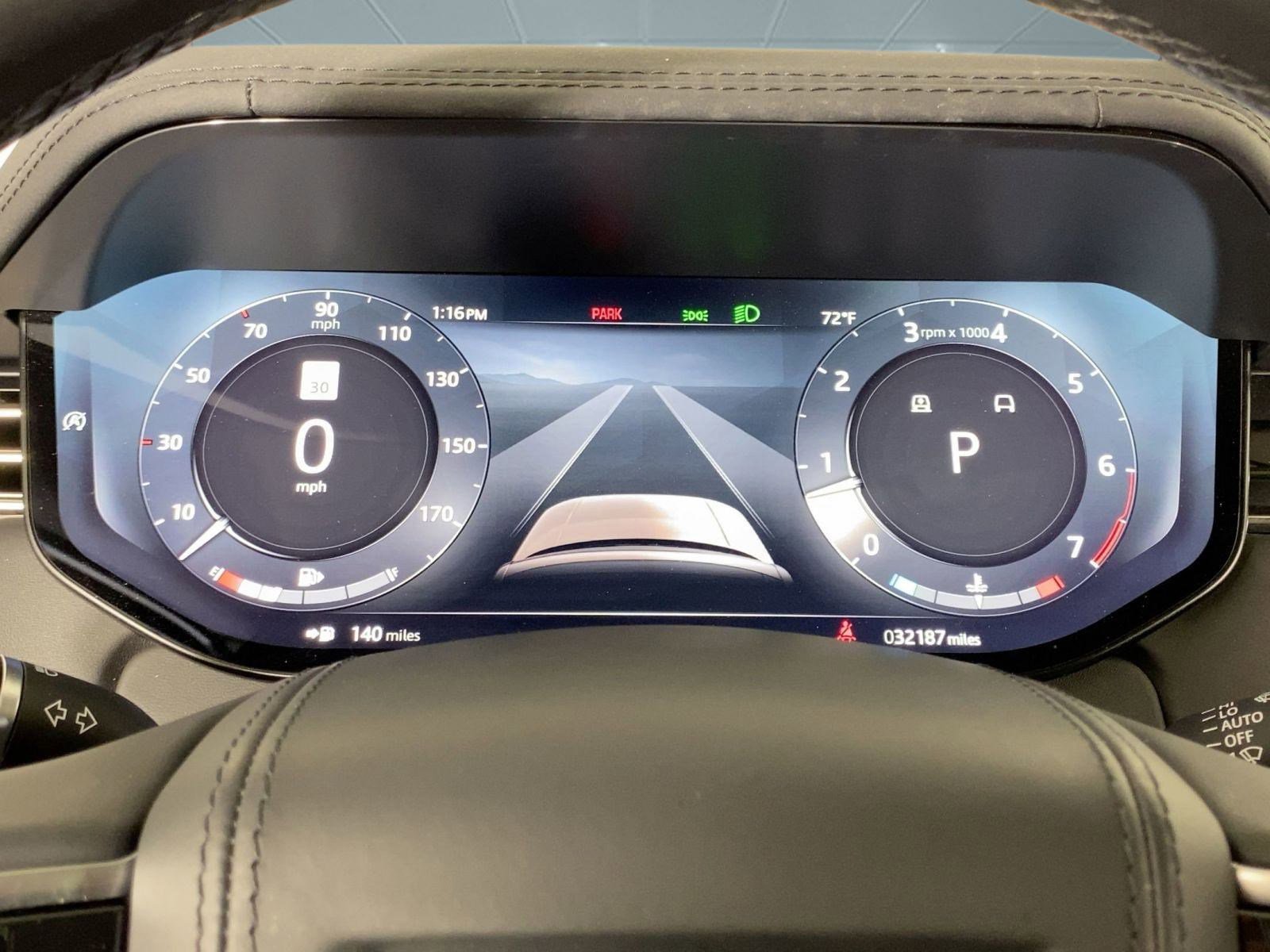 Used 2023 Land Rover Range Rover SE image 18