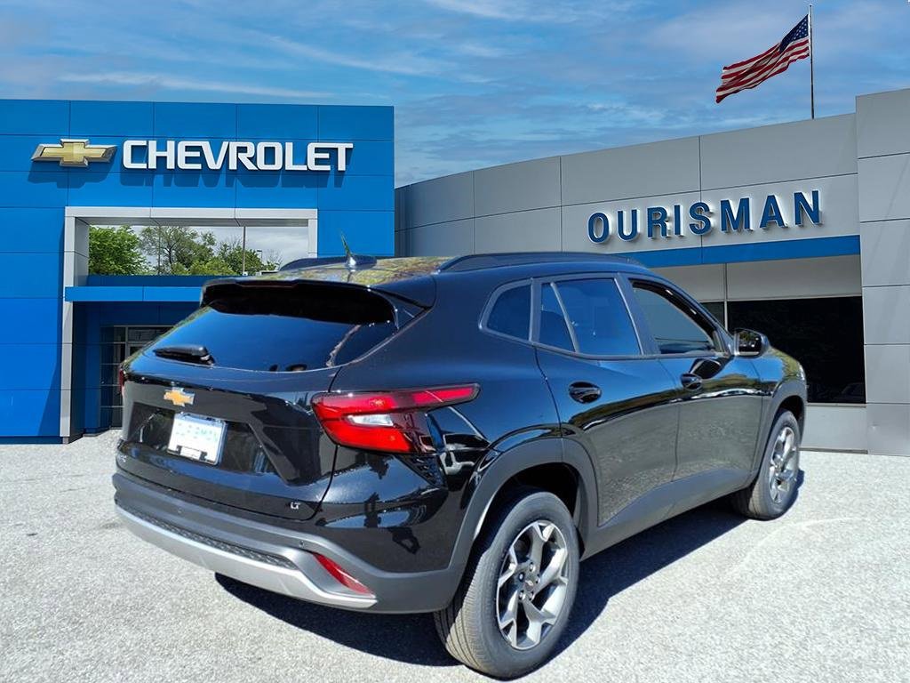 New 2026 Chevrolet Trax ACTIV image 3