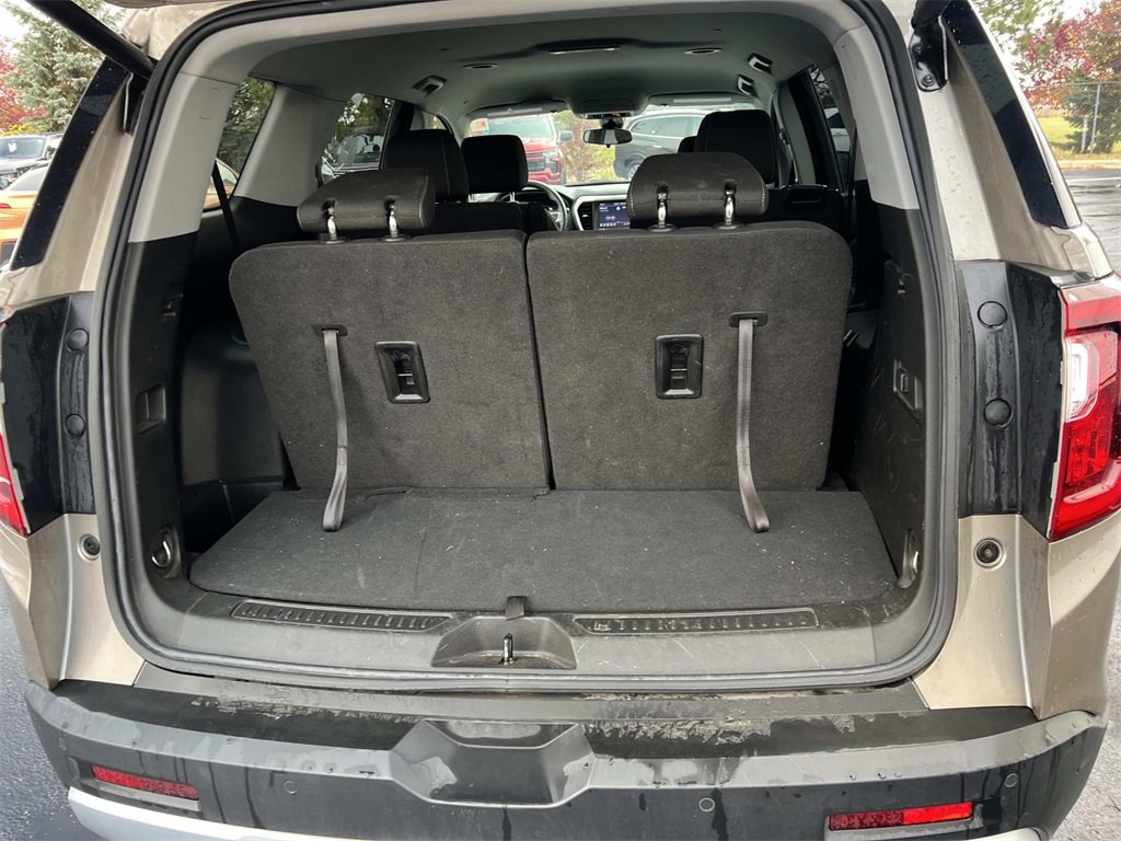 Certified 2023 GMC Acadia SLE w/ Driver Convenience Package image 9