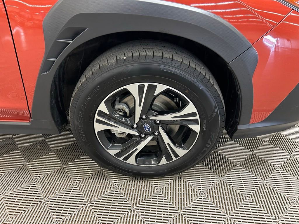 Used 2024 Subaru Crosstrek 2.0i Premium w/ Crosstrek Mirror Package AWD/4WD image 2