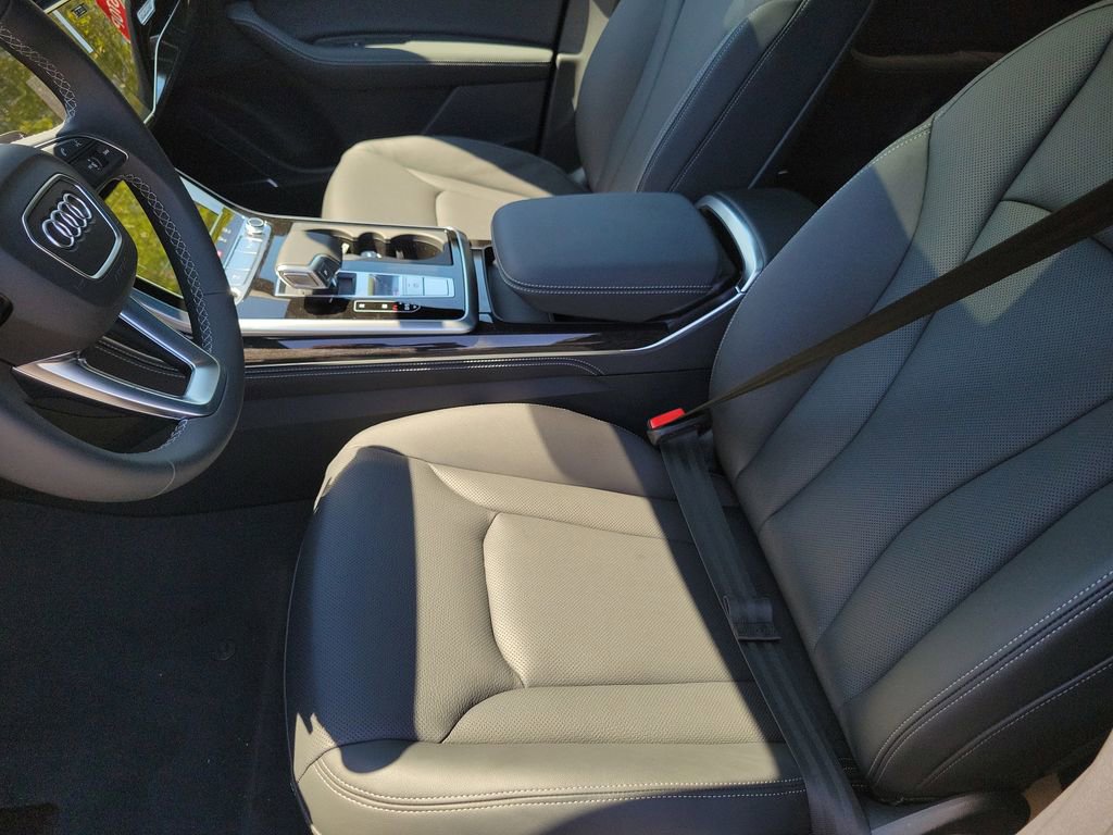 New 2026 Audi Q8 Premium Plus image 17