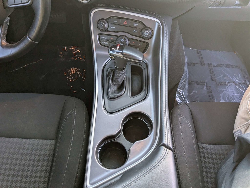 Used 2021 Dodge Challenger SXT image 16