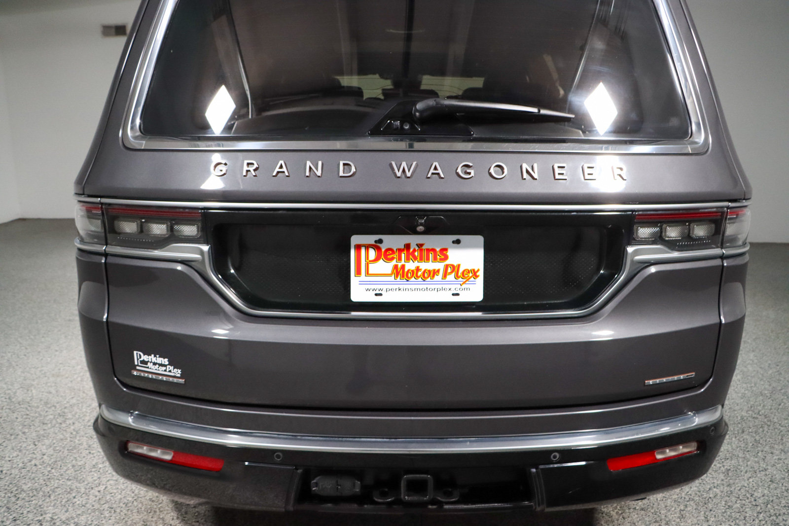 Used 2022 Jeep Grand Wagoneer Series III AWD/4WD image 8