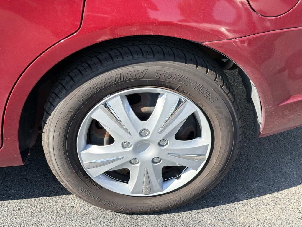 Used 2009 Ford Fusion S FWD image 11