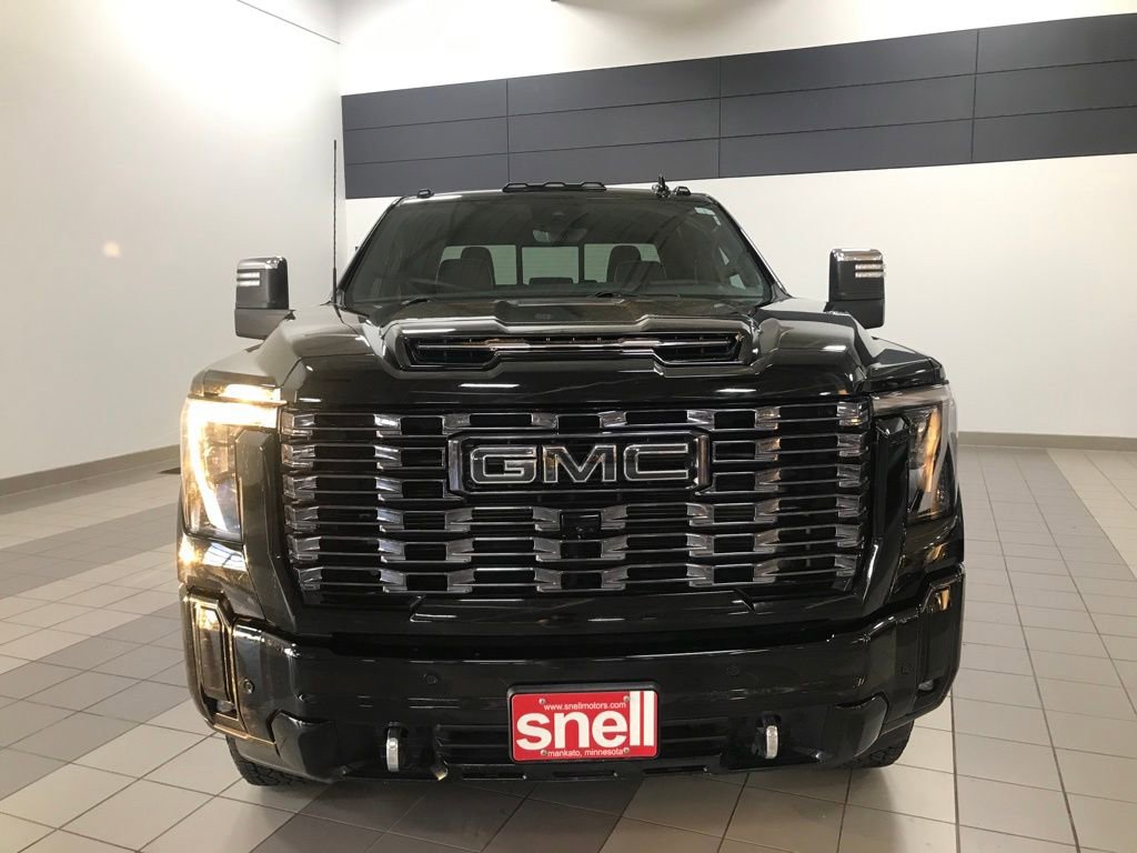 Used 2025 GMC Sierra 3500 Denali Ultimate image 10