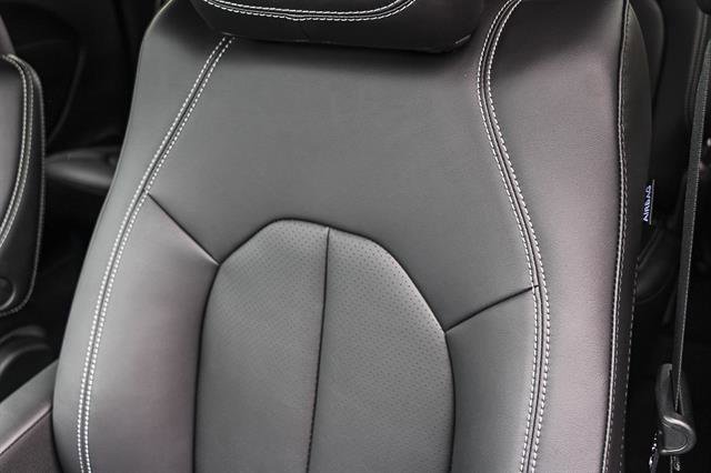 New 2026 Chrysler Voyager LX image 23