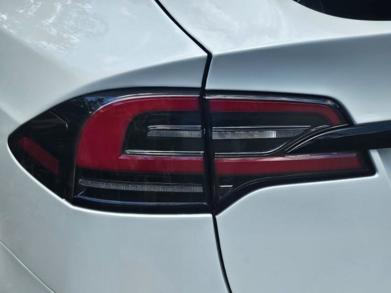 Used 2023 Tesla Model X AWD/4WD image 27