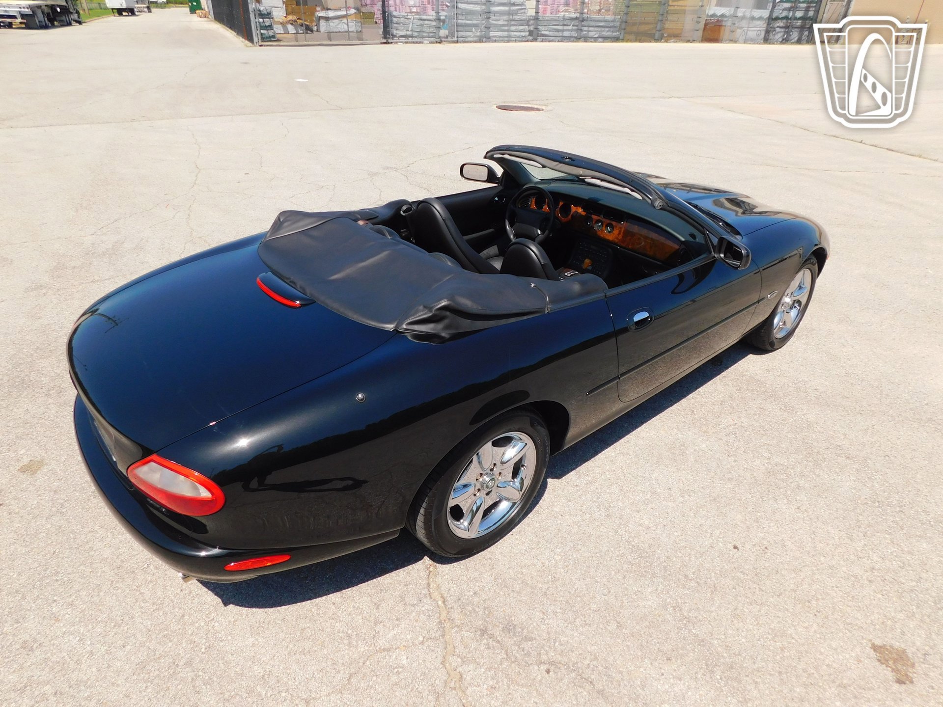 Used 1998 Jaguar XK8 Convertible image 28