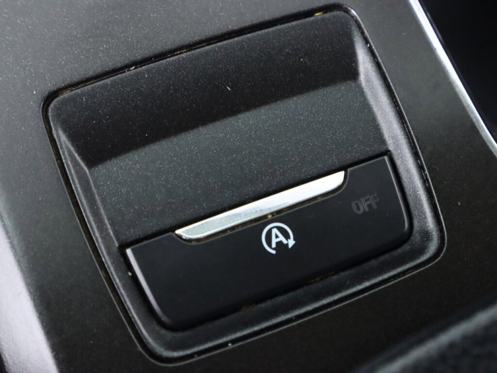 Used 2018 Ford Fusion SE image 24