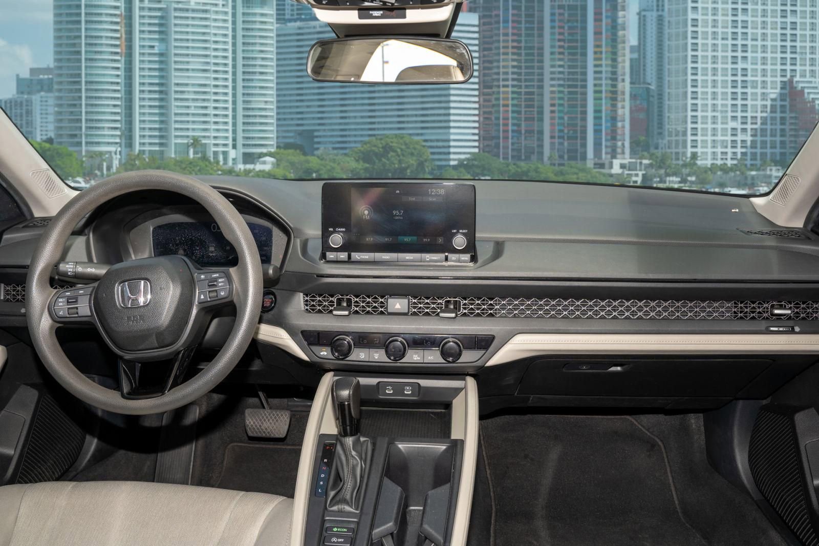 Certified 2023 Honda Accord EX image 22