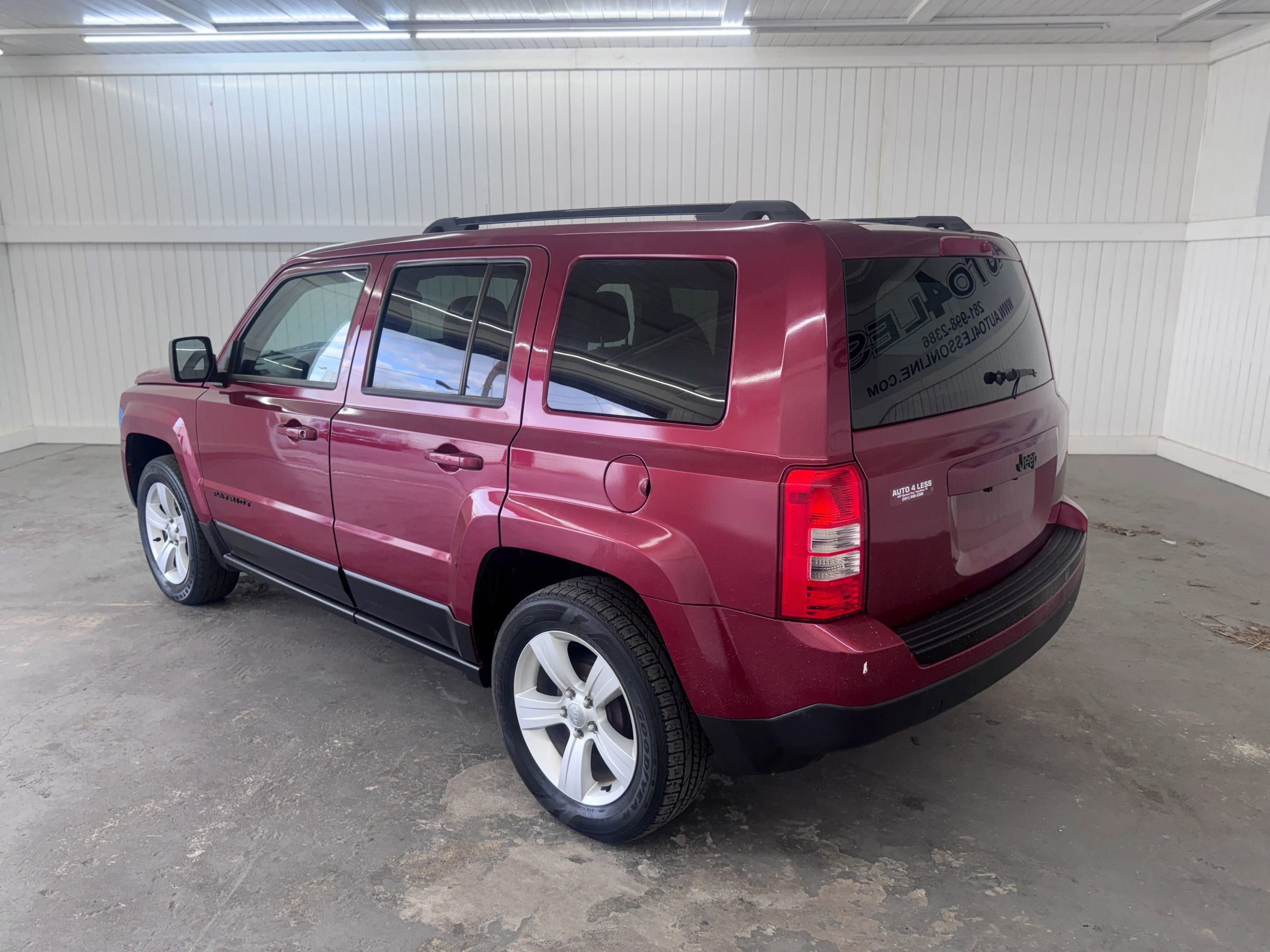 Used 2014 Jeep Patriot Sport w/ Power Value Group FWD image 7