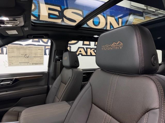 New 2026 Chevrolet Suburban High Country image 13