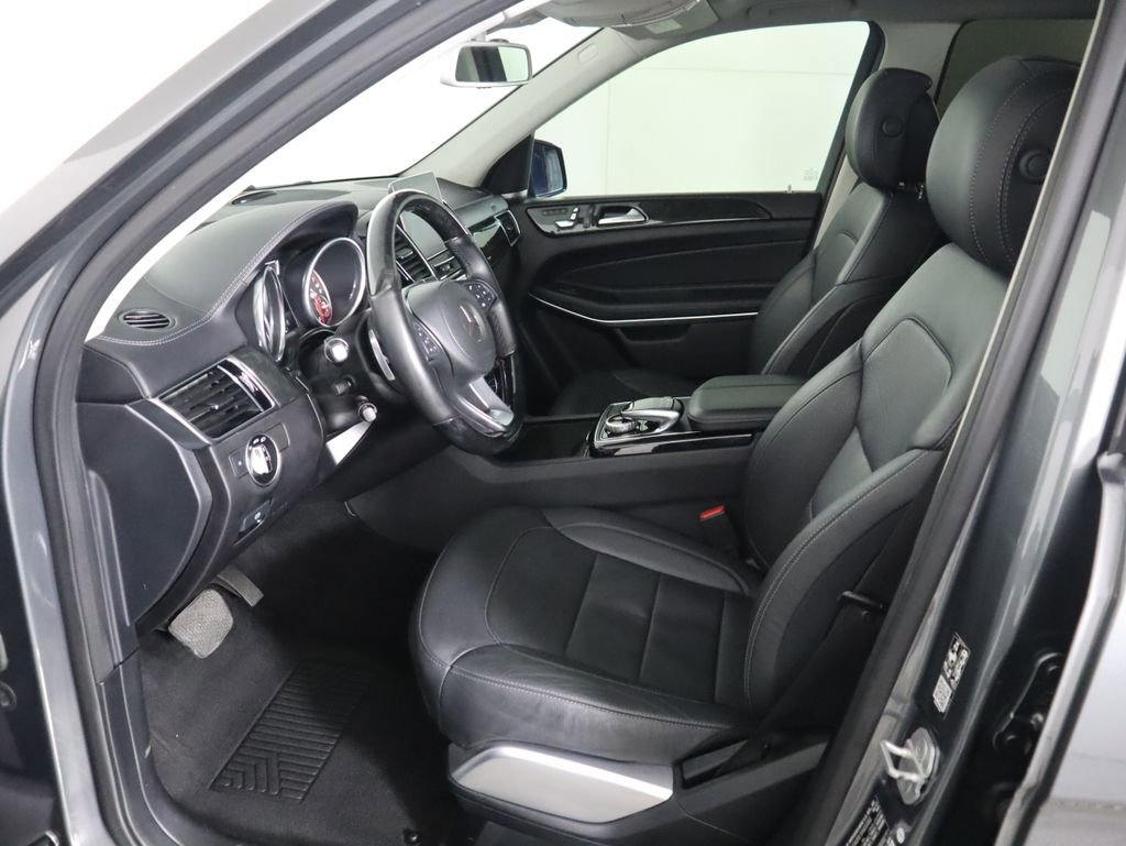 Used 2018 Mercedes-Benz GLS 550 4MATIC image 19