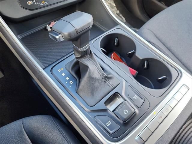 New 2026 Kia Carnival LX FWD image 24