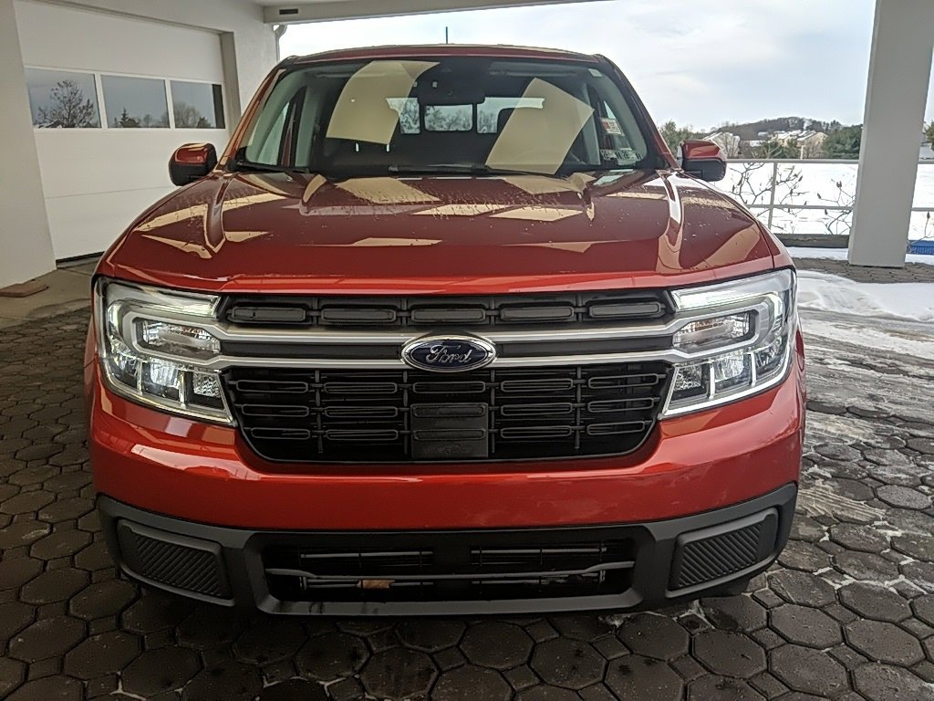 Used 2022 Ford Maverick Lariat w/ Lariat Luxury Package image 2