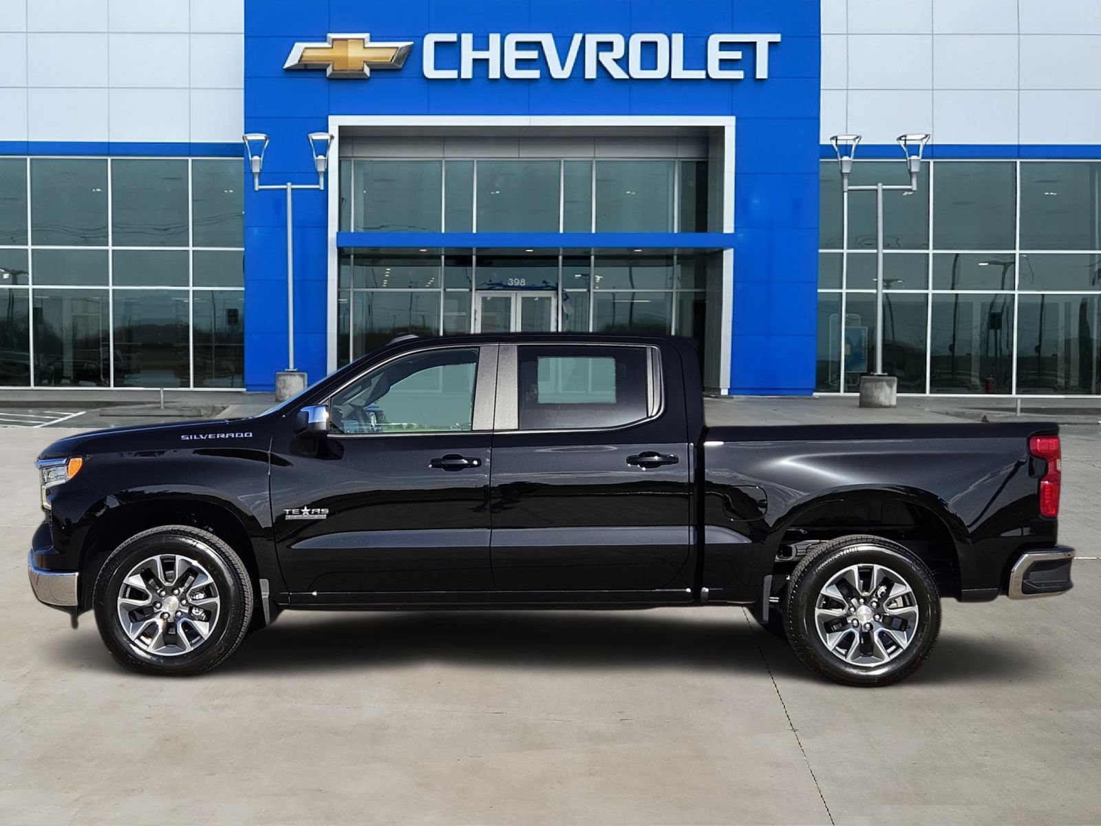 New 2026 Chevrolet Silverado 1500 LT w/ Texas Edition Plus RWD video 3
