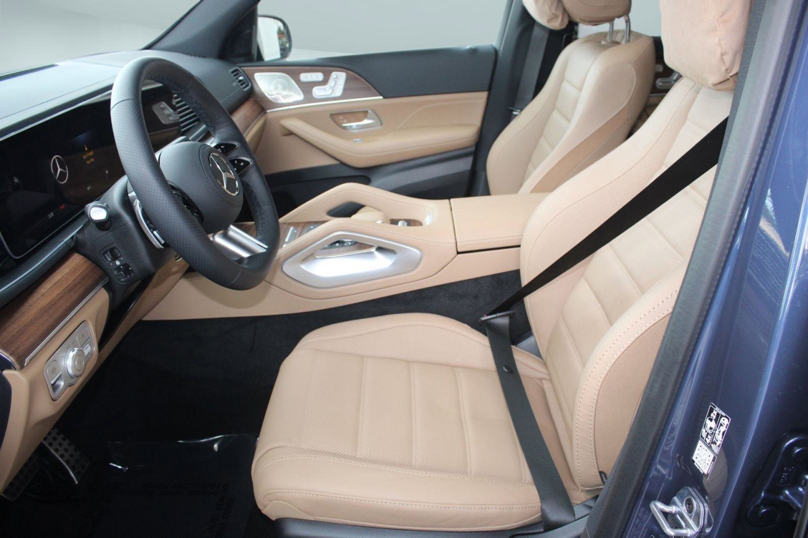 New 2026 Mercedes-Benz GLS 450 4MATIC image 5
