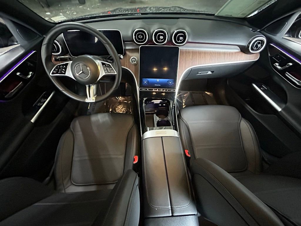 Used 2025 Mercedes-Benz C 300 4MATIC Sedan image 10