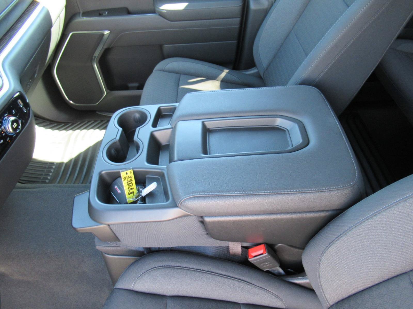 Used 2026 GMC Sierra 1500 SLE w/ Preferred Package AWD/4WD image 18