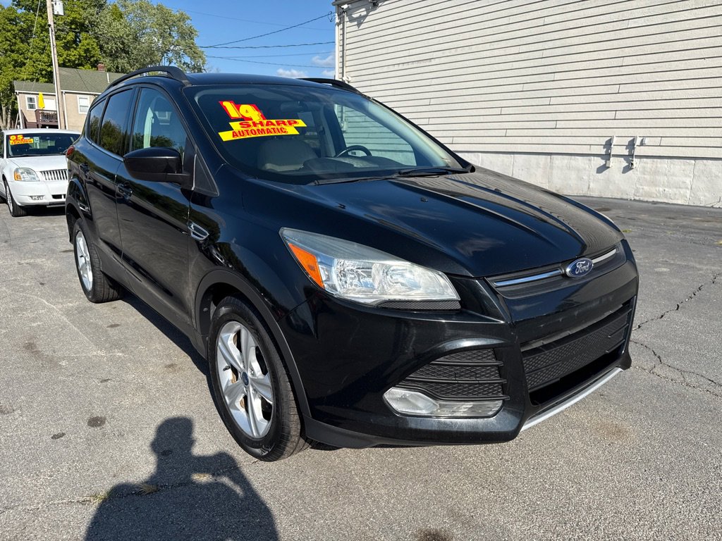 Used 2014 Ford Escape SE w/ Equipment Group 201A image 4