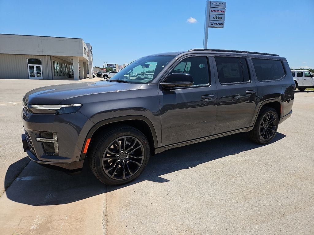 New 2026 Jeep Grand Wagoneer L Summit AWD/4WD image 2