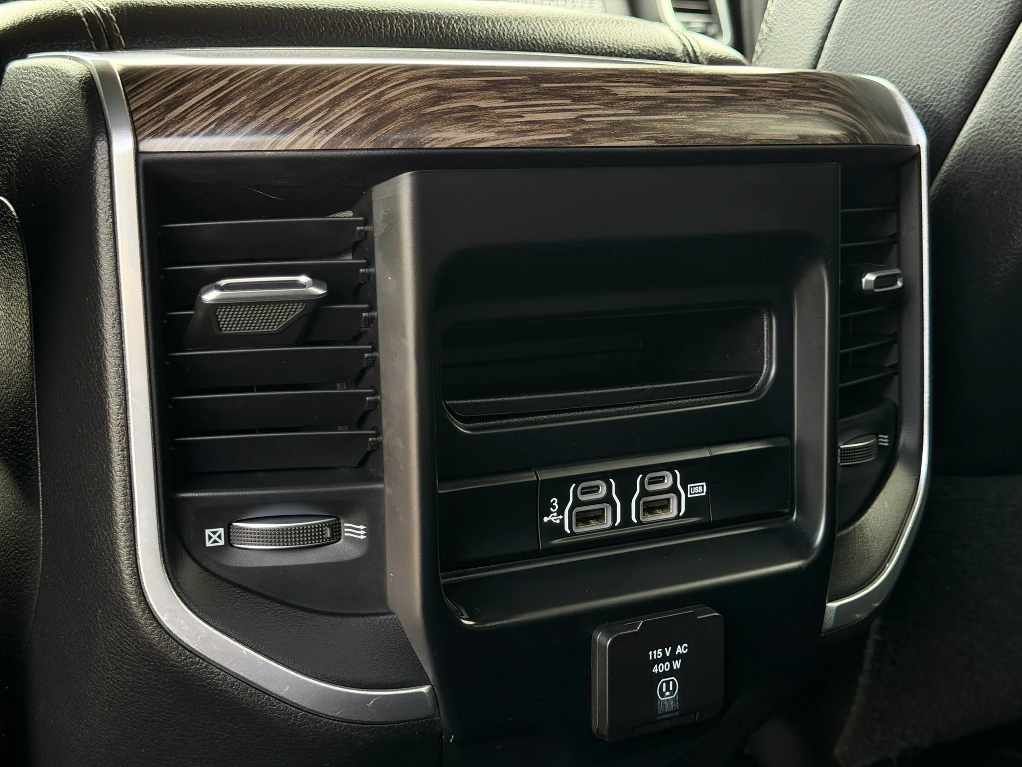 Used 2020 RAM 2500 Laramie AWD/4WD image 35