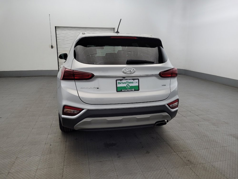 Used 2019 Hyundai Santa Fe SE image 6