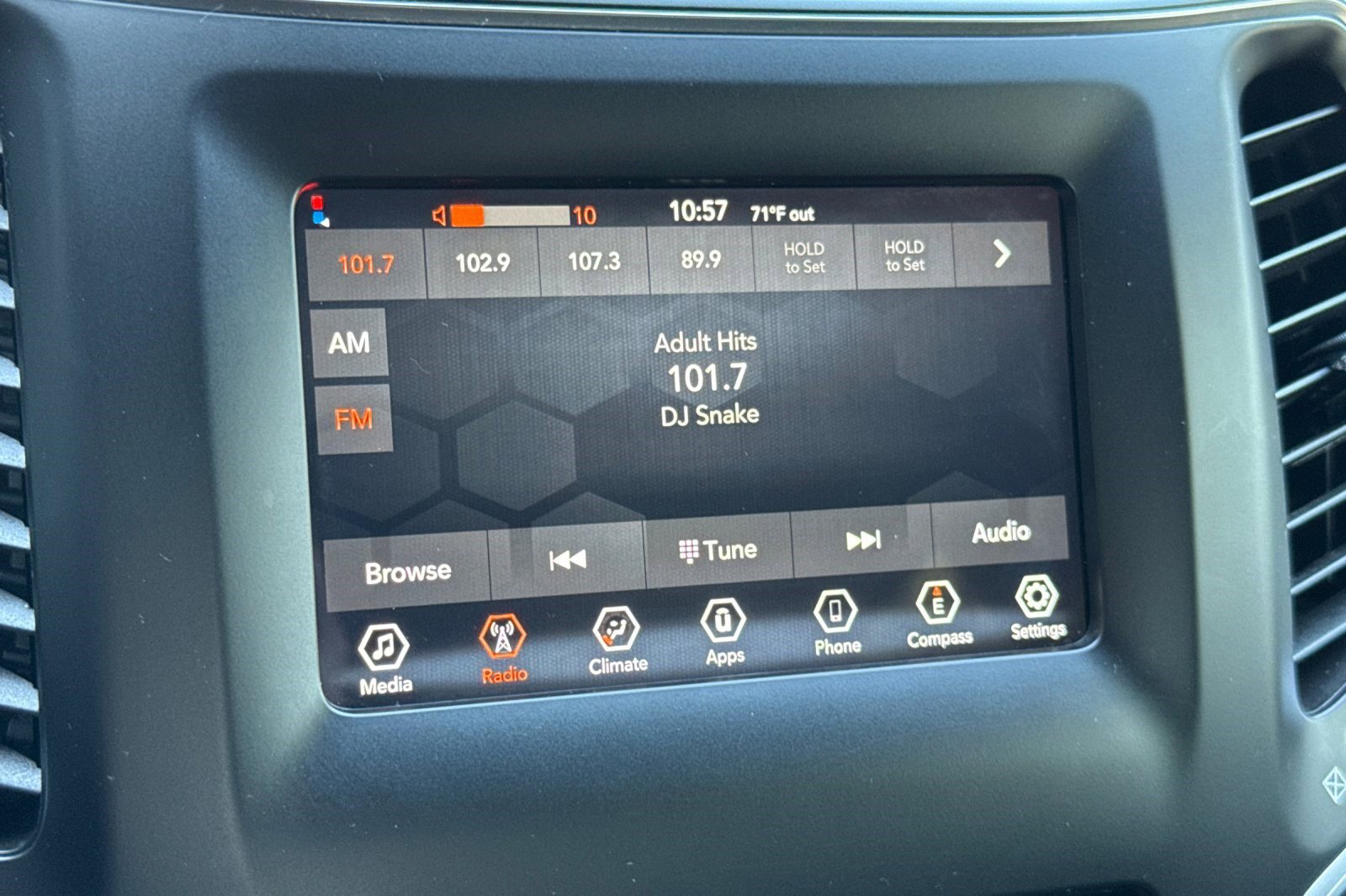 Used 2020 Jeep Cherokee Latitude image 24