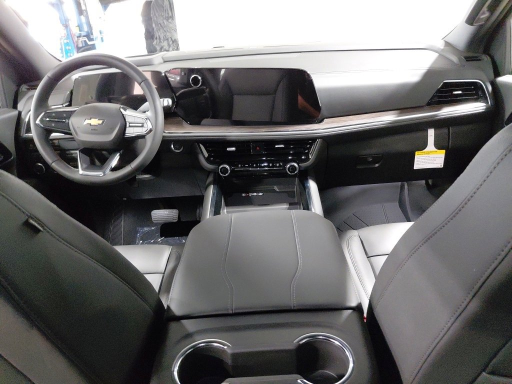 New 2026 Chevrolet Tahoe LT image 3