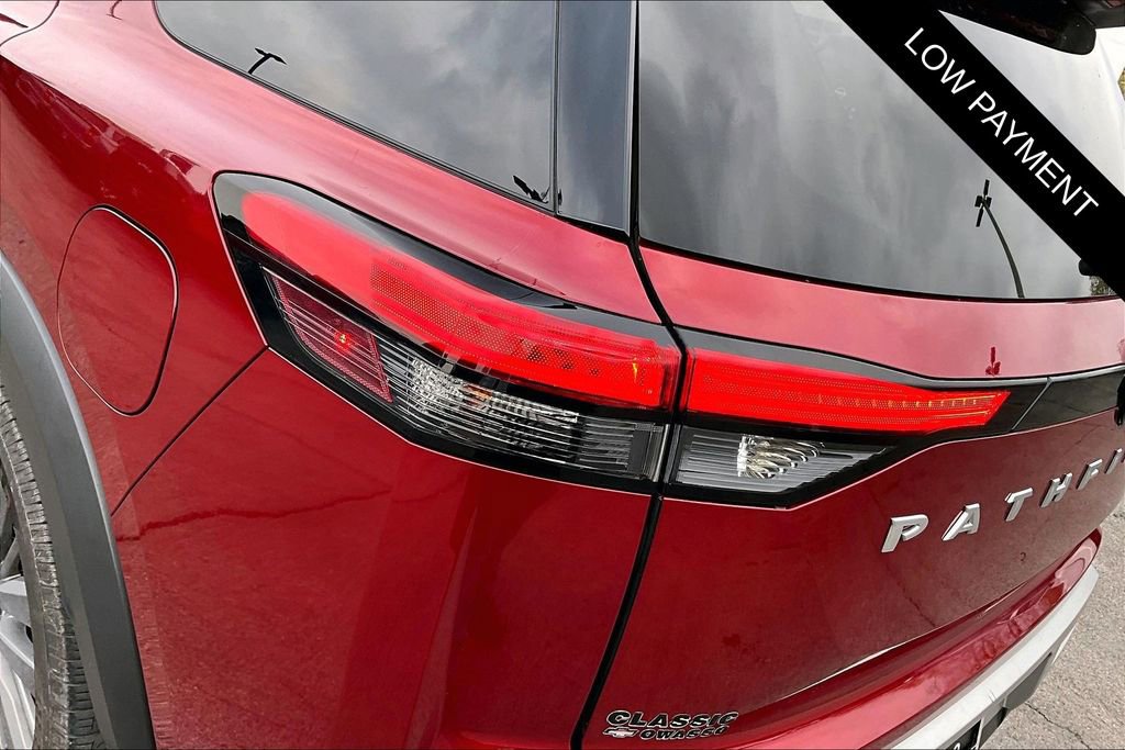 Used 2023 Nissan Pathfinder SL w/ SL Premium Package image 22