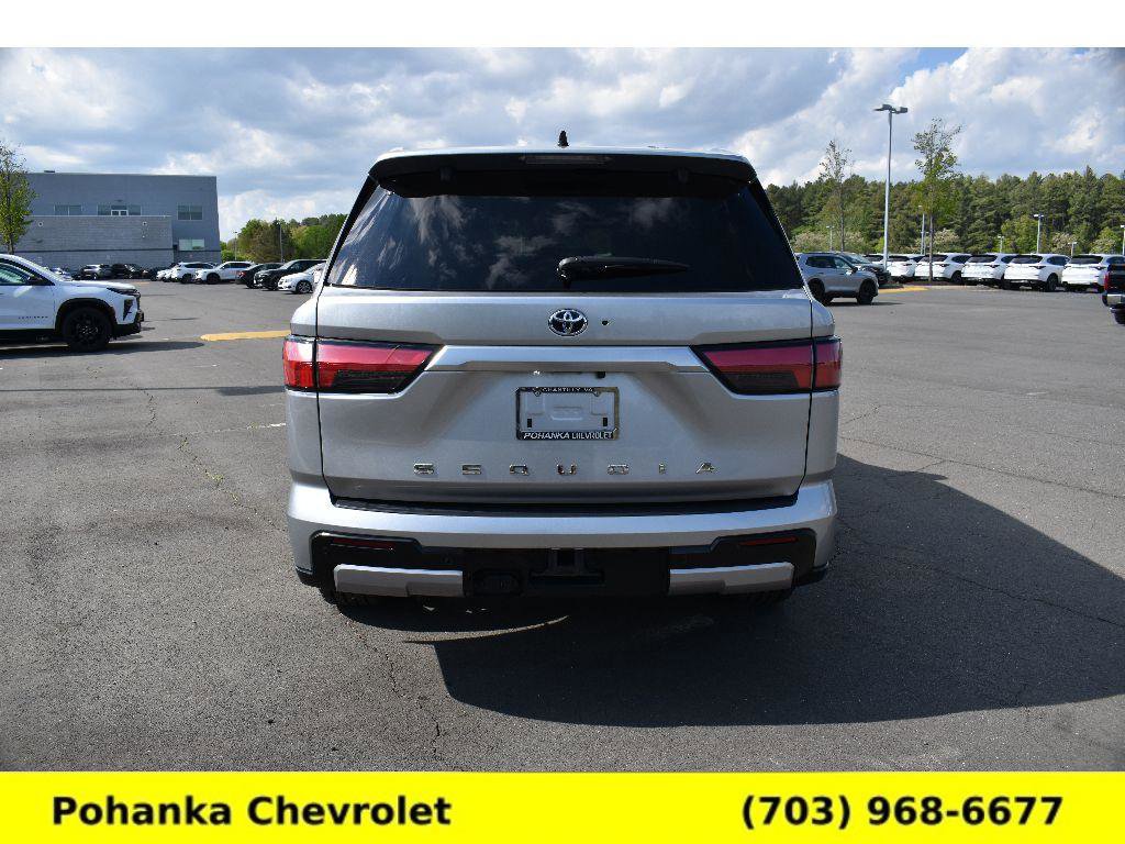 Used 2023 Toyota Sequoia Capstone AWD/4WD image 6