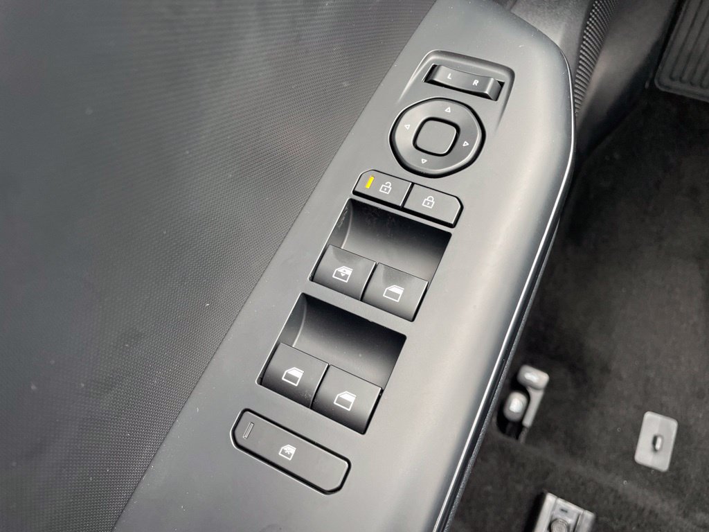 New 2026 Kia K4 FWD image 24