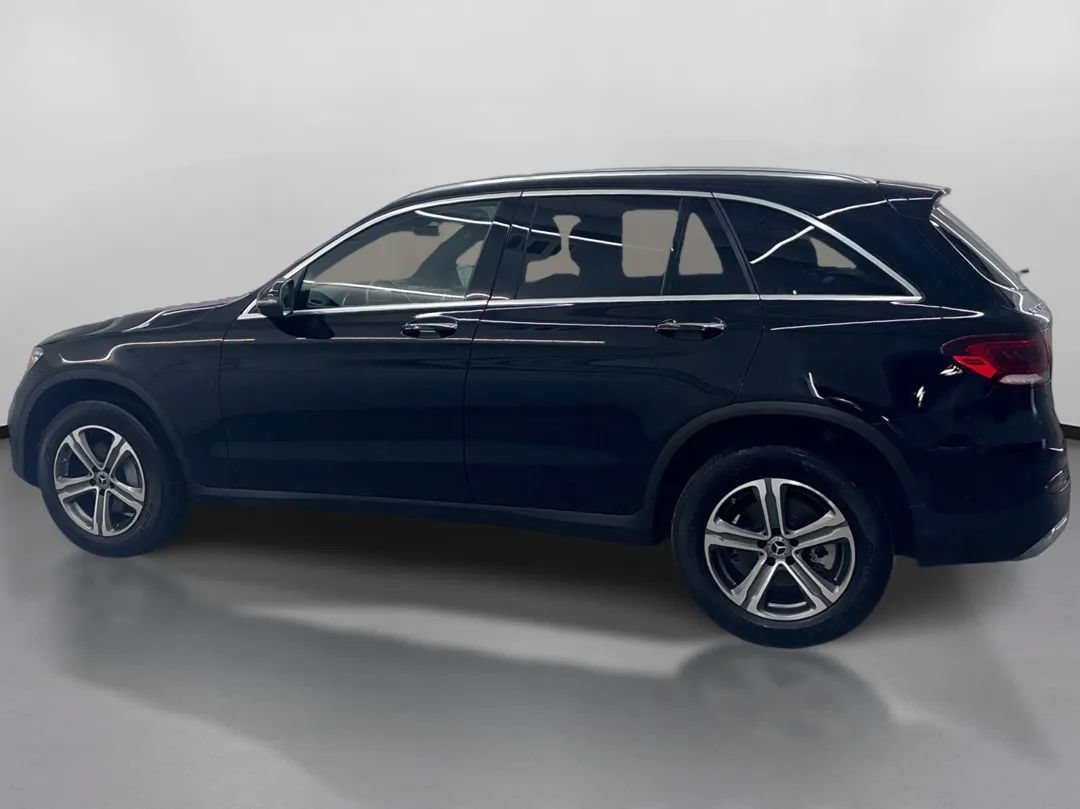Used 2022 Mercedes-Benz GLC 300 4MATIC image 5