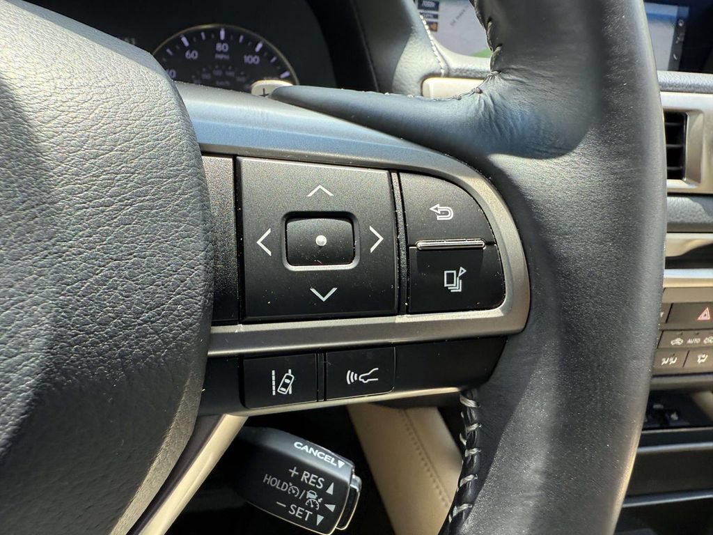 Used 2017 Lexus GS 350 AWD w/ Premium Package image 21