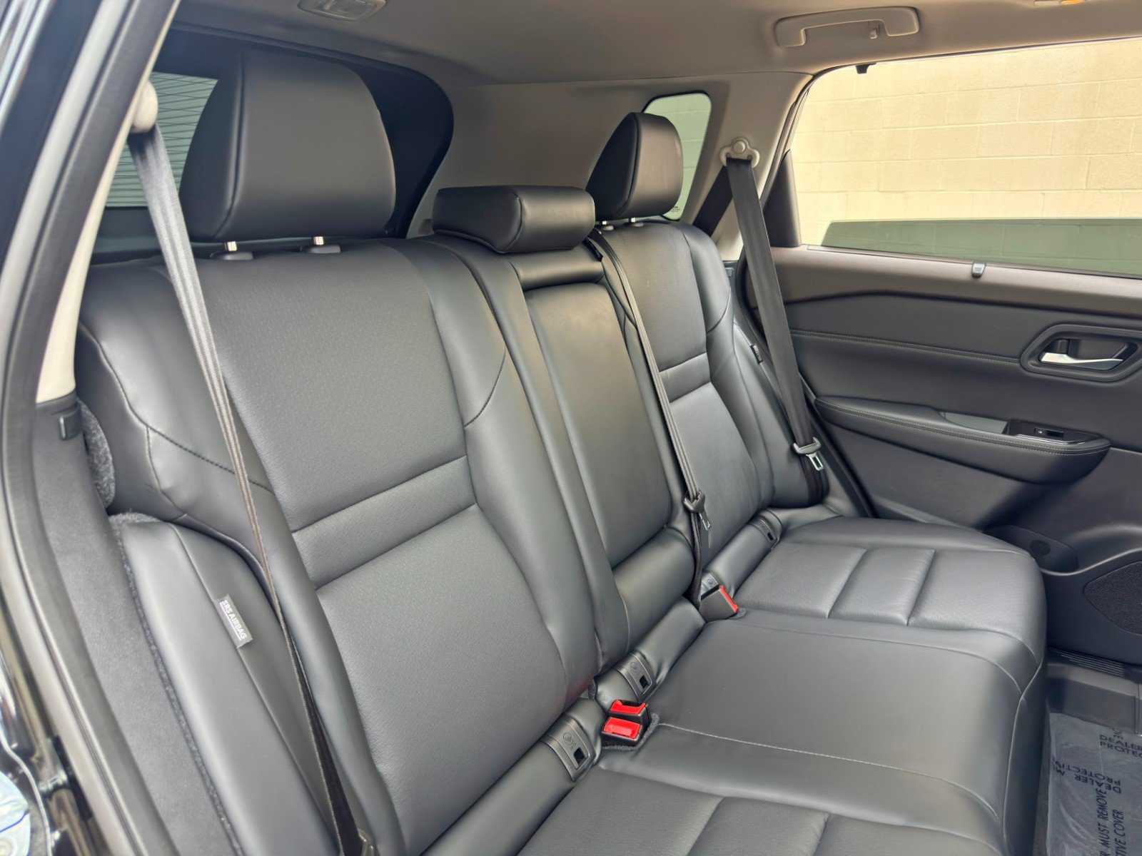 Used 2022 Nissan Rogue SV w/ SV Premium Package FWD image 33