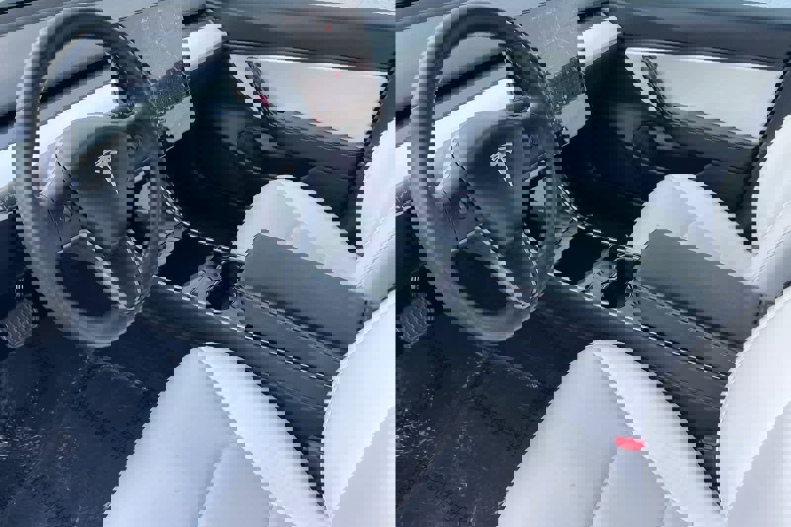 Used 2019 Tesla Model 3 Standard Range Plus image 12