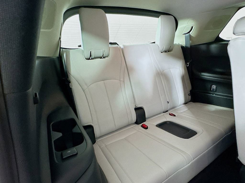 New 2027 INFINITI QX60 Luxe w/ Cargo Package FWD image 34