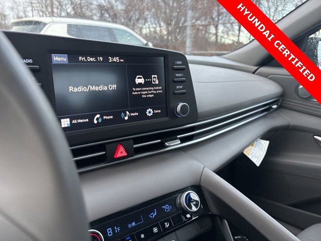 Certified 2025 Hyundai Elantra Sport image 18