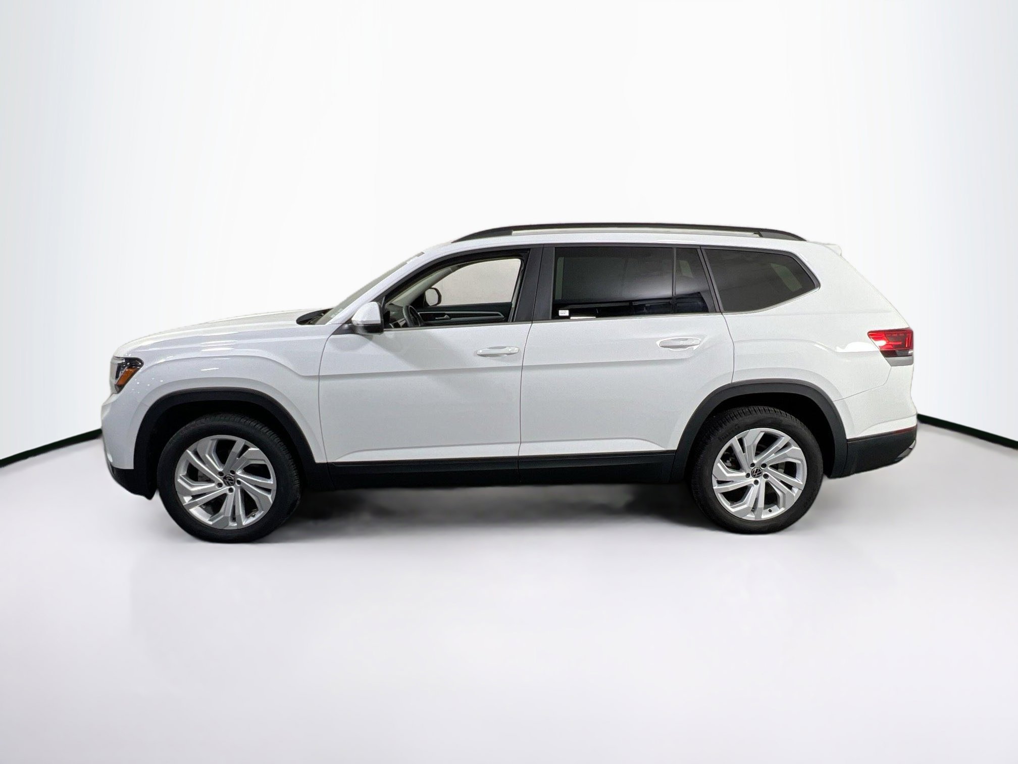 Used 2023 Volkswagen Atlas SE AWD/4WD image 8
