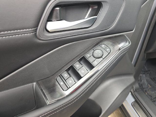 New 2027 Nissan Rogue Dark Armor FWD image 37