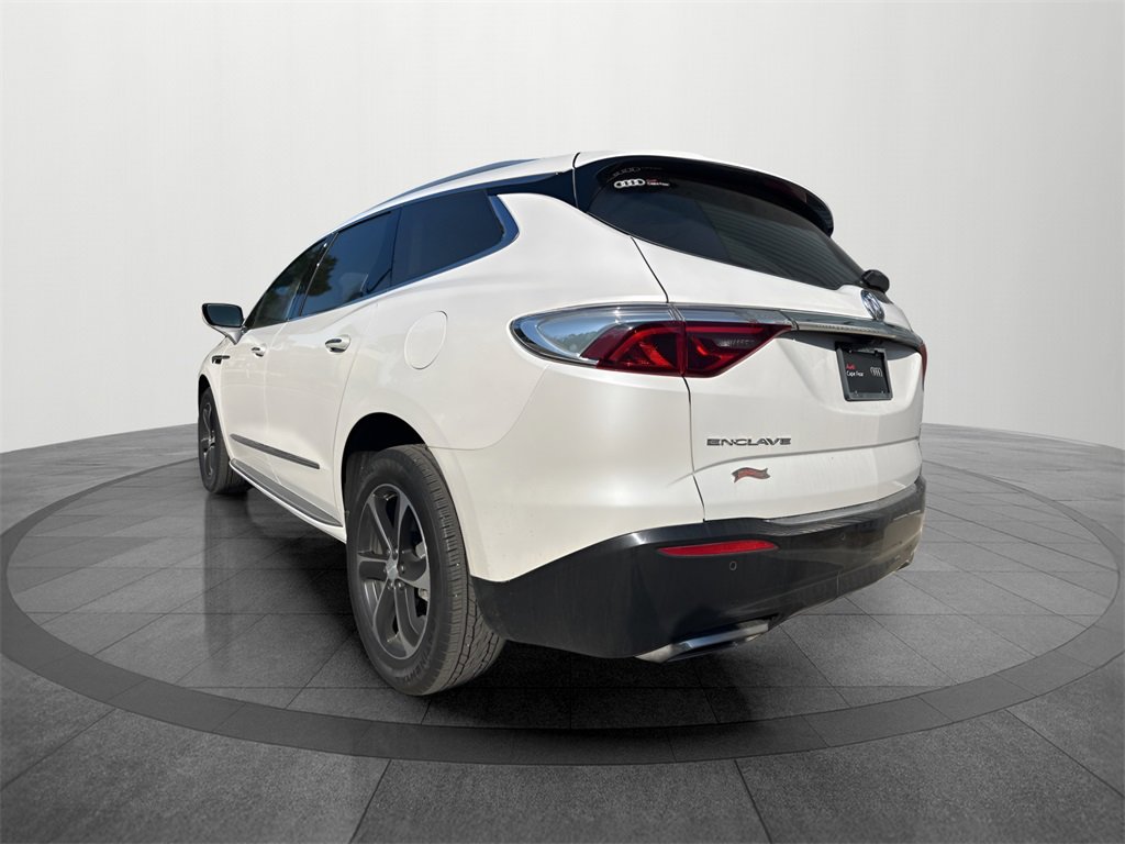 Used 2022 Buick Enclave Essence w/ Experience Buick Package image 3